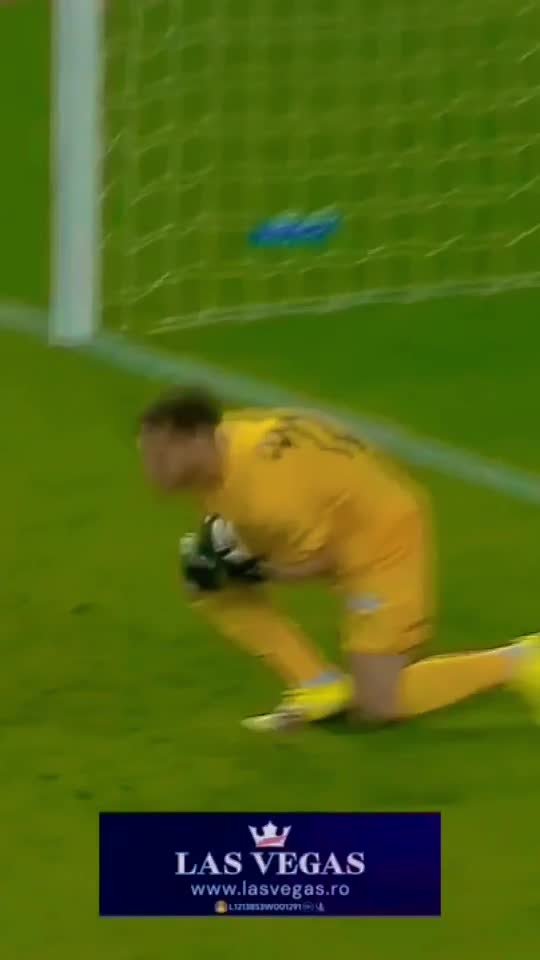 🥴 GOOOL Rapid! Portarul Craiovei Gafează Rău, Rapid Profită Din Plin⚽