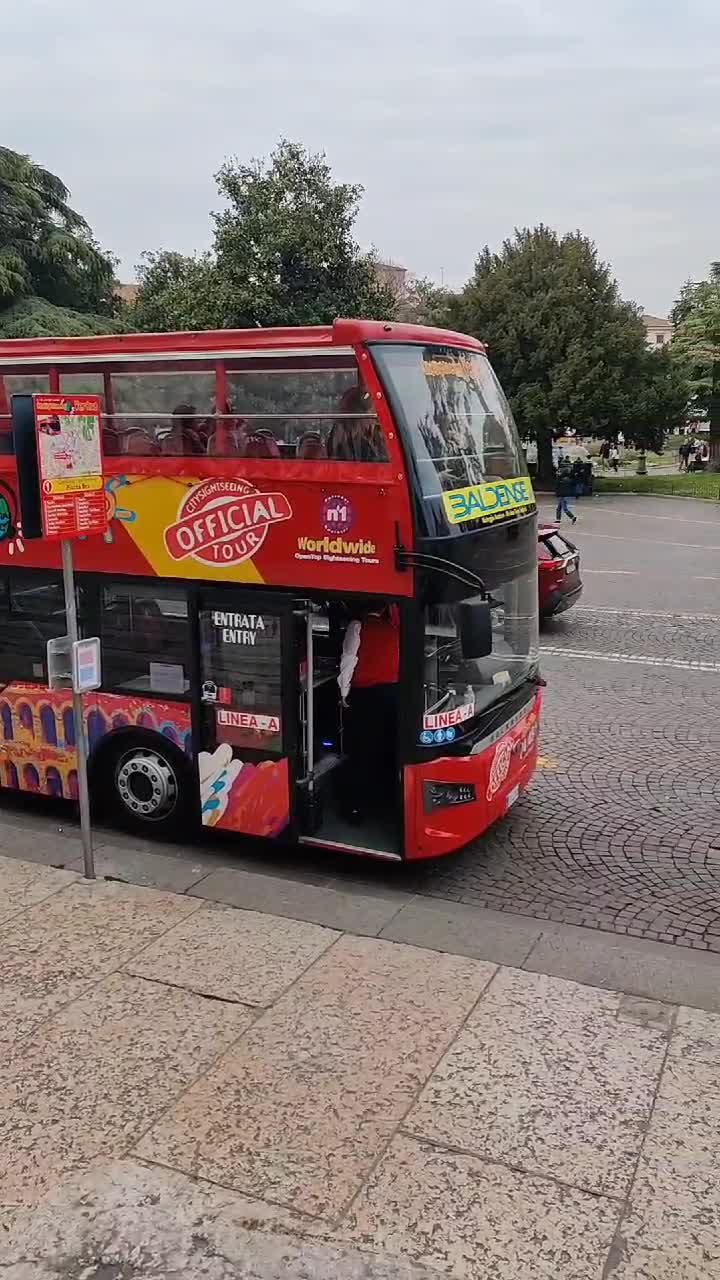 VERONA TOUR 🇮🇹              ții