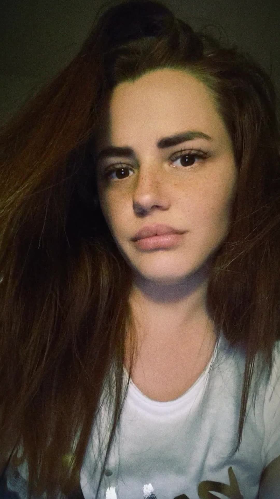 😁