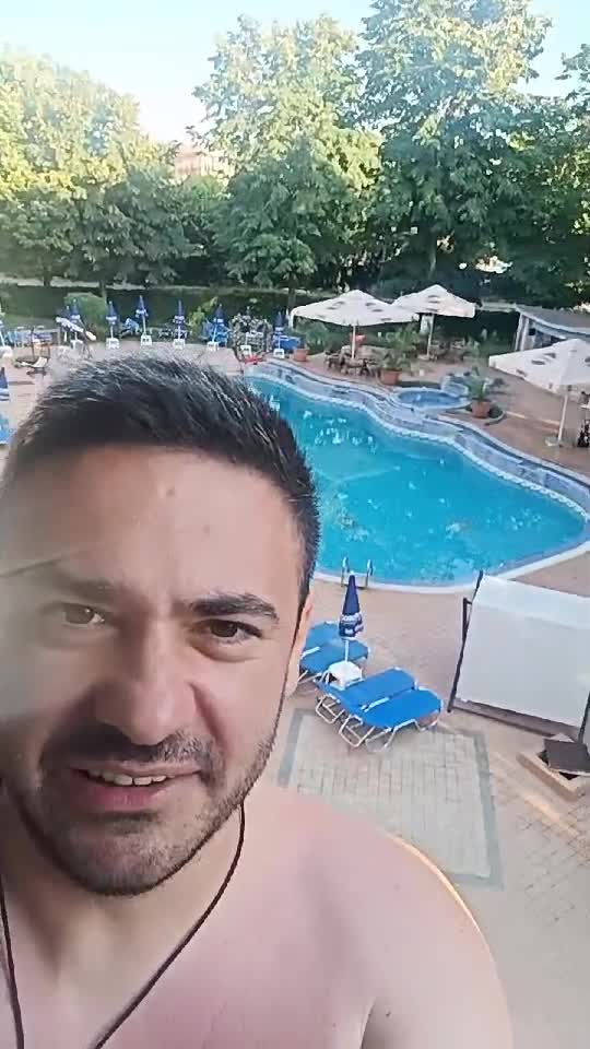 PAMFLET, TRATATI CA ATARE 😜🤪