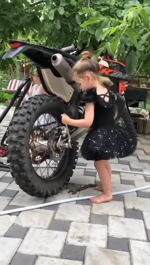service ..cu ILINCA