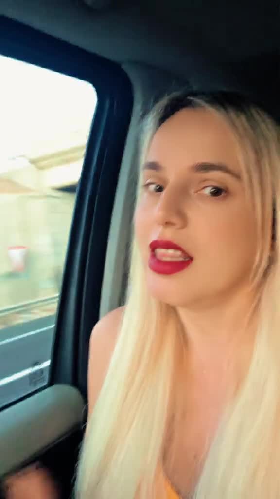 Video de @GinaMyhaela