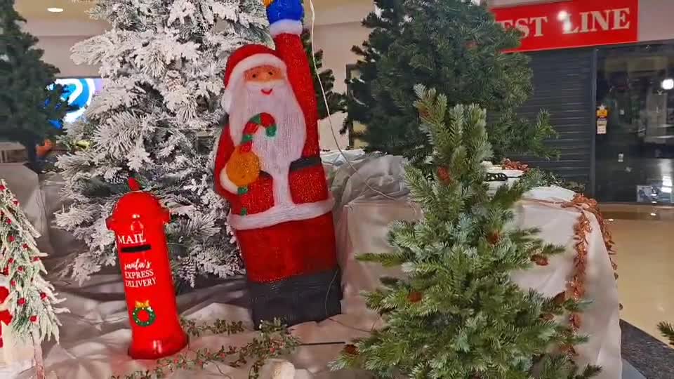 Decorul emisiunii "Talente de poveste"-Inedit Tv. își așteaptă invitații. Ne pregătim de filmări.
