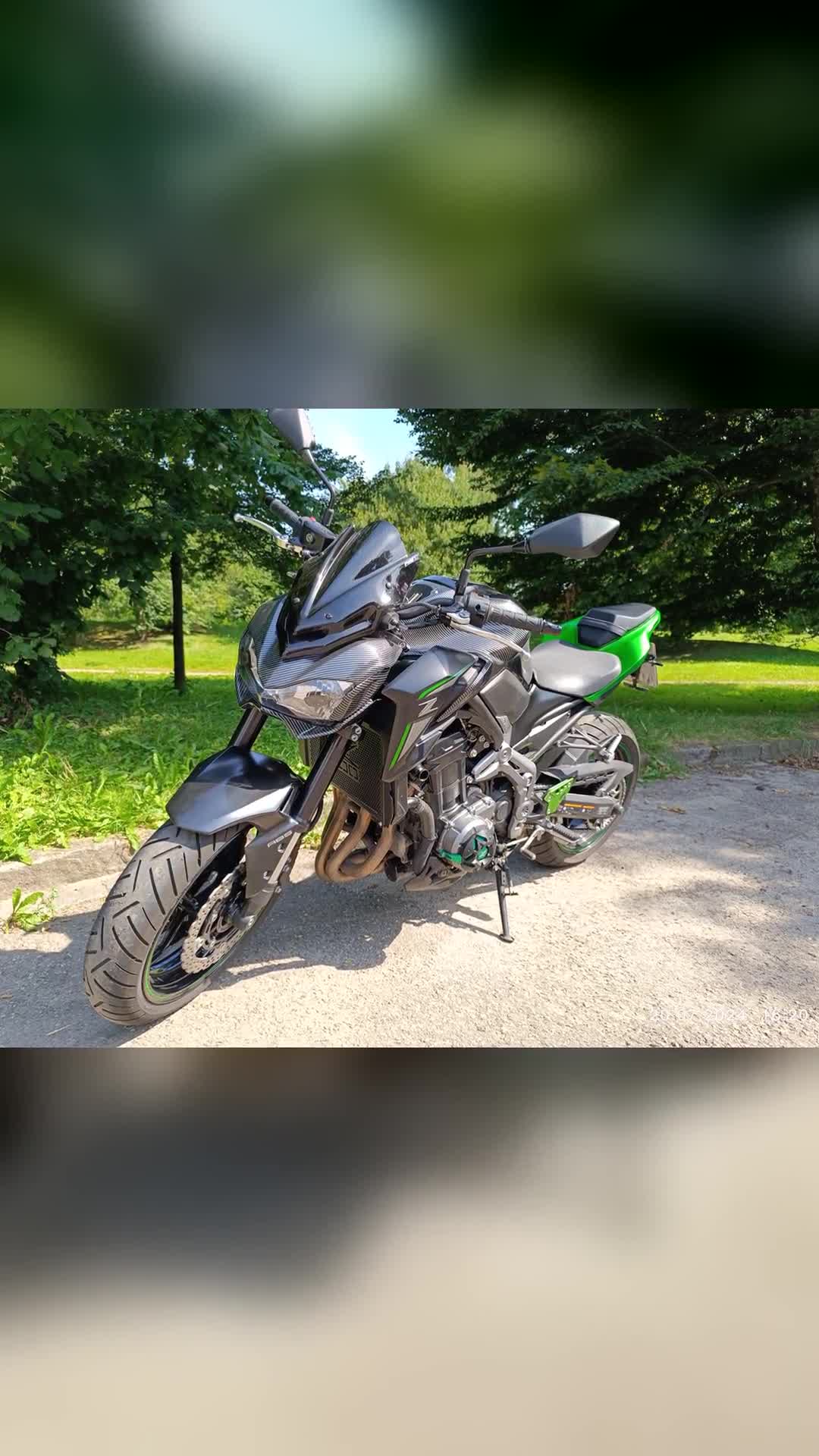 |||{"overlays":[{"text":"De vânzare Kawasaki Z 900,125ps,4800 km reali, înmatriculată în Germania Bayern m-ai multe detalii în privat","x":0.08070565682870379,"y":0.10386711233162282,"fontSize":14.0,"color":4283215696,"isEmoji":false}]}