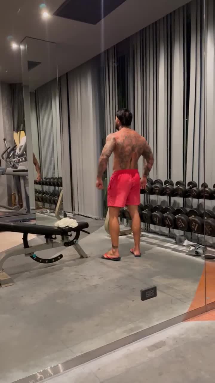 Video de @MarcelAndrei
