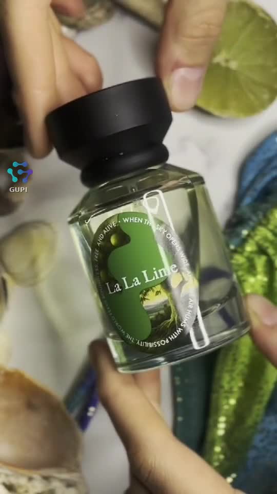 🍋 La La Lime – un parfum fresh, vibrant și plin de energie, cu note citrice de lime care oferă o senzație de prospețime și eleganță. Perfect pentru zi