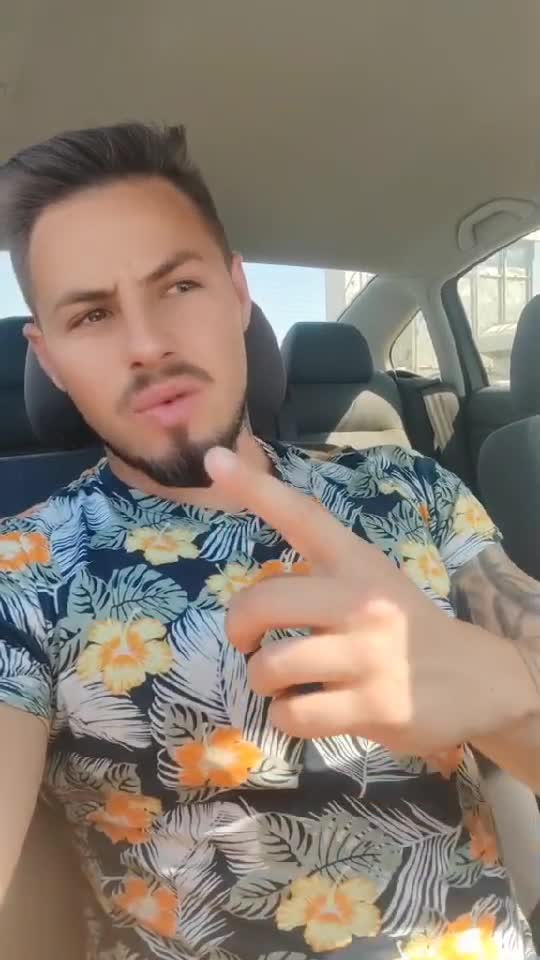 Cine știe?