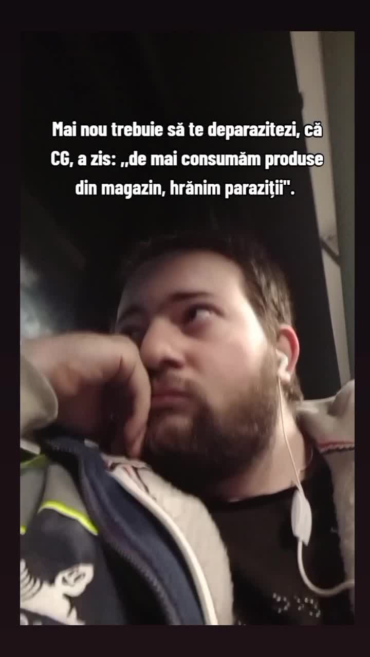 Piesa e deja disponibilă pe YouTube.