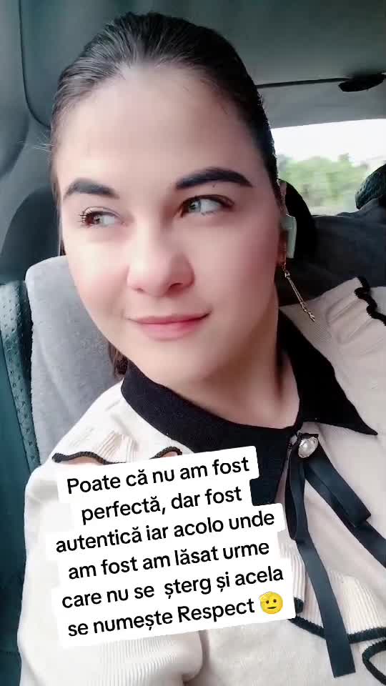 👑👑🫡