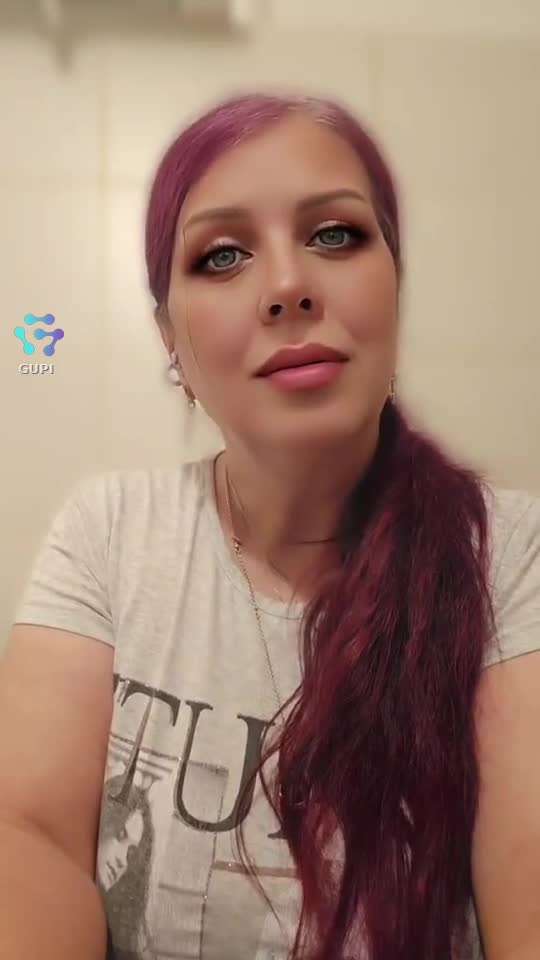 şi afarā plouā..plouā😘