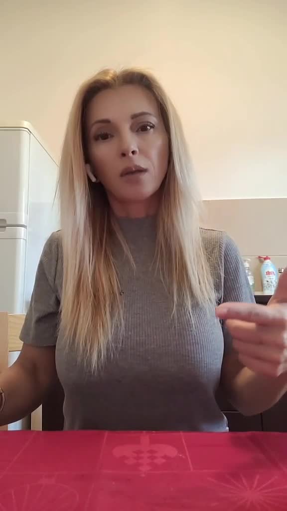 Curiozitatea zilei,sa va aud🤣