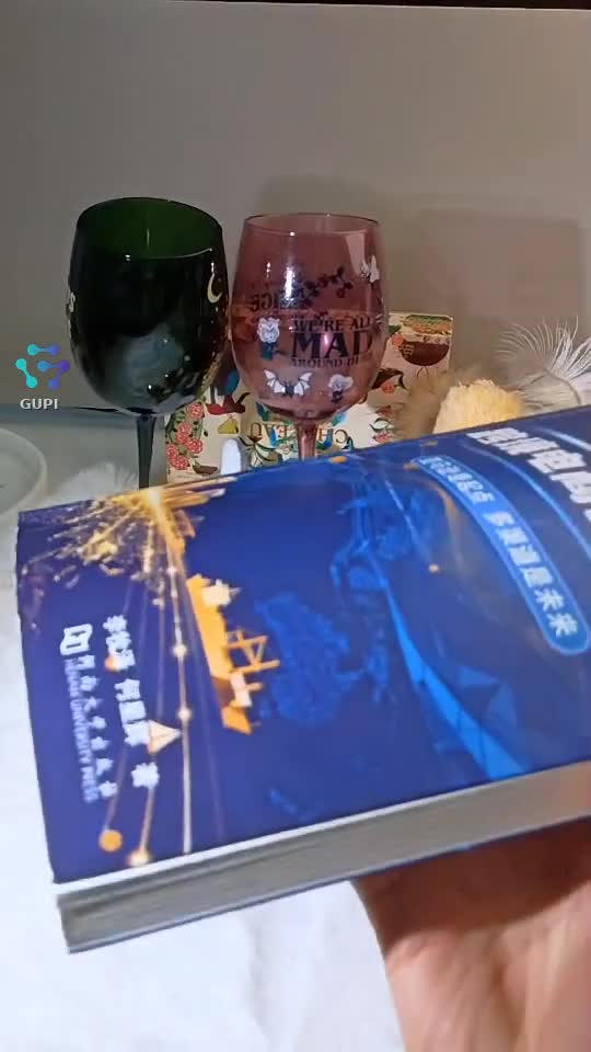 Încercarea de a transfera cartea pare să fi eșuat.Aceste căști cu tematică de bijuterii vor fi disponibile în curând eMAG.