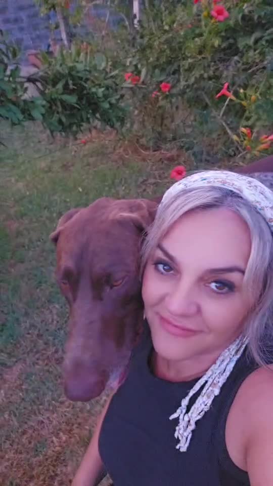 ...băiatu' lu' mama frumosul lu' mama😊🥰❤️

i


!!!