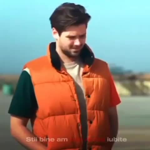 Sti bine am mai multe iubite dar numărul tau e salvat la favorite