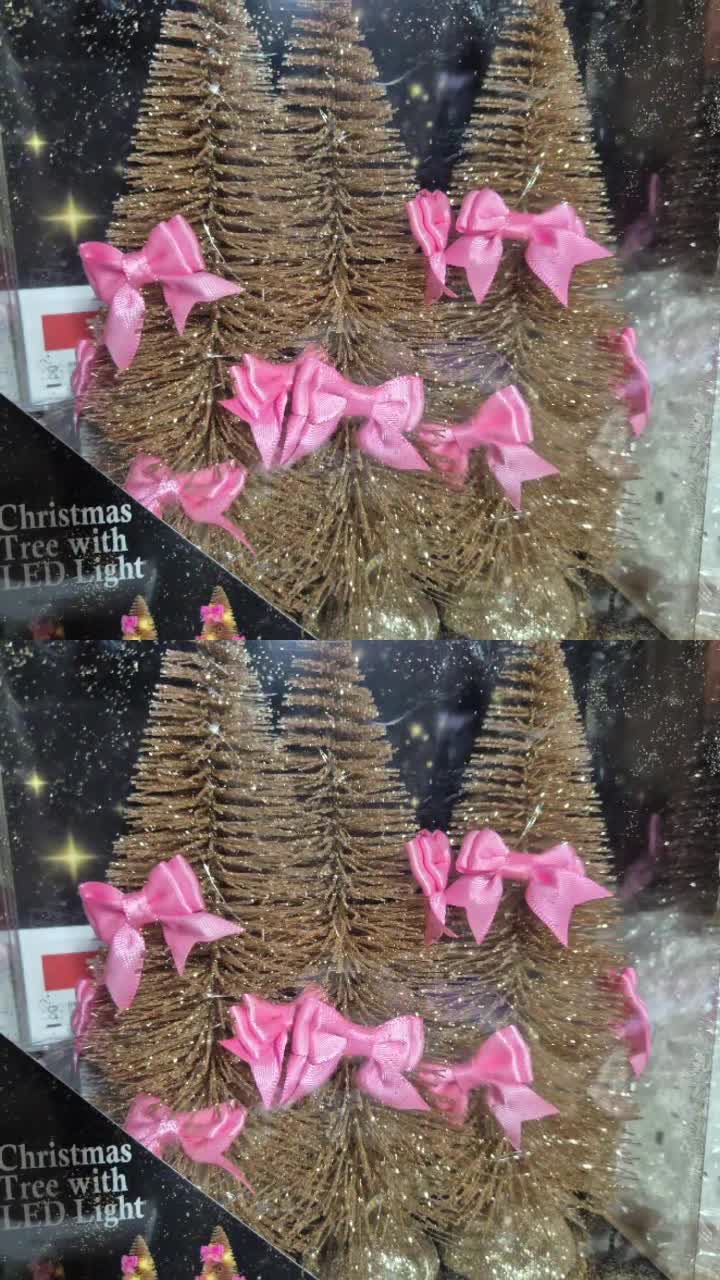 🎄✨ Pregătim magia Crăciunului cu produse frumoase și prețuri atractive! 🎁❤️