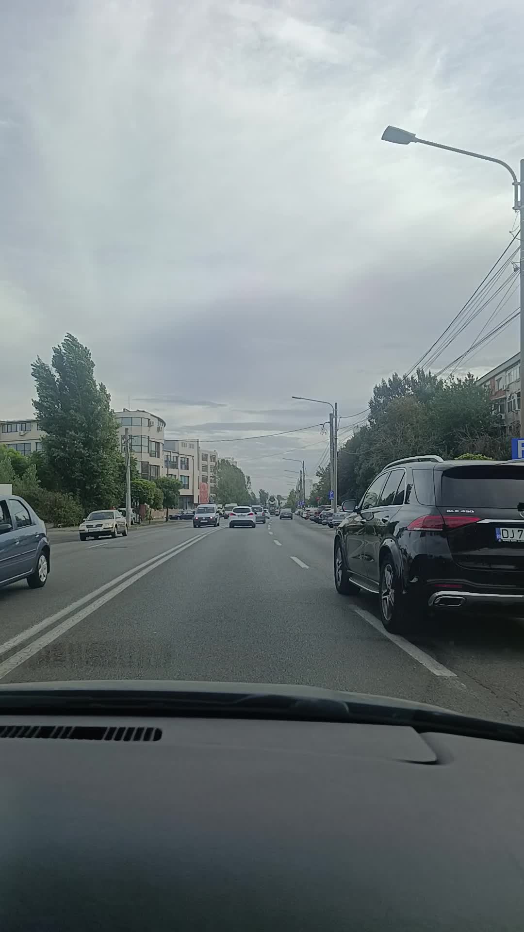 CINE ESTE DIN CRAIOVA