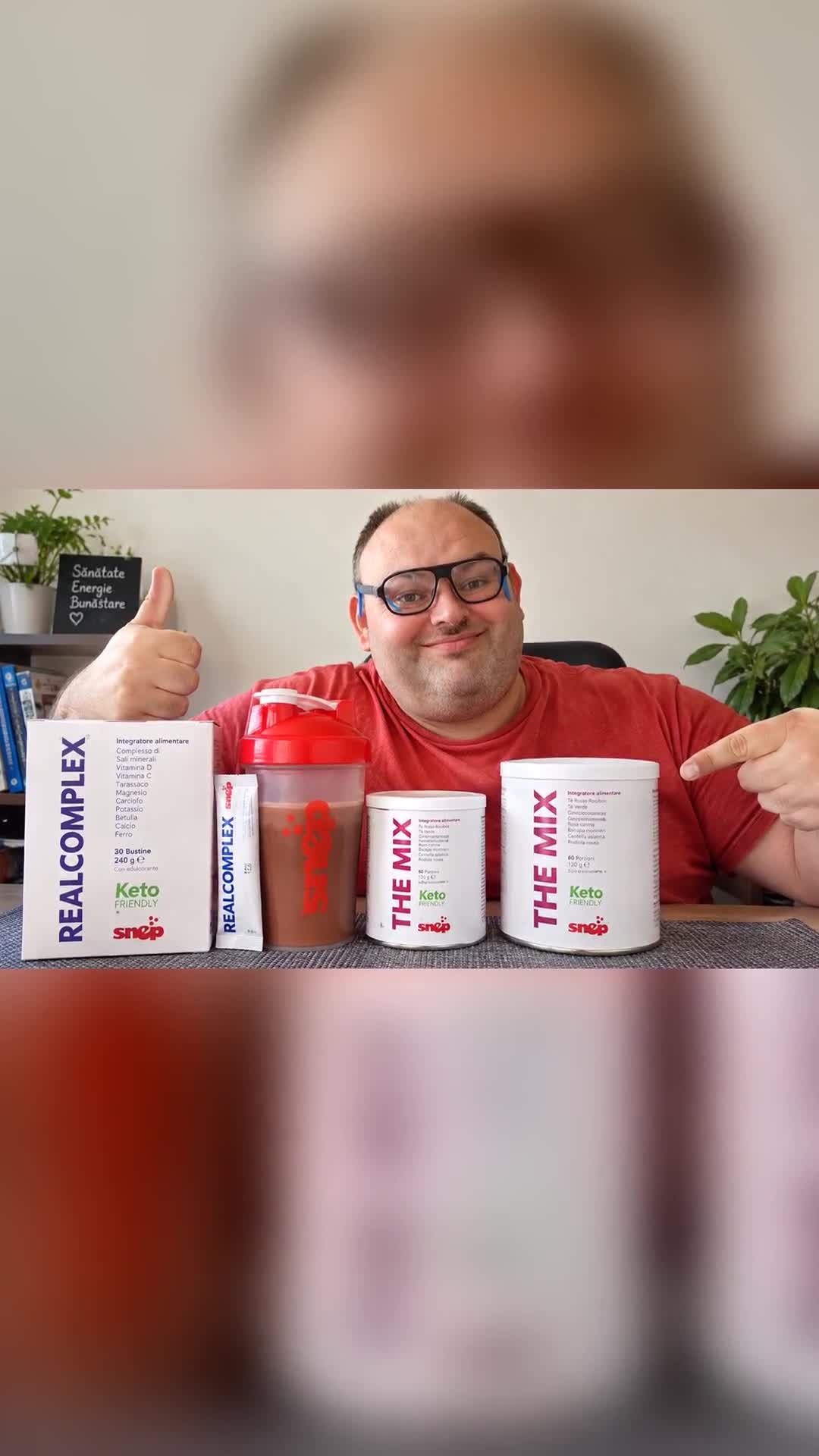 🌿 REALCOMPLEX + THE MIX – două produse pe care le-am inclus în rutina mea de zi cu zi! 💚

Pentru mine, grija pentru organism începe cu pași simpli: o