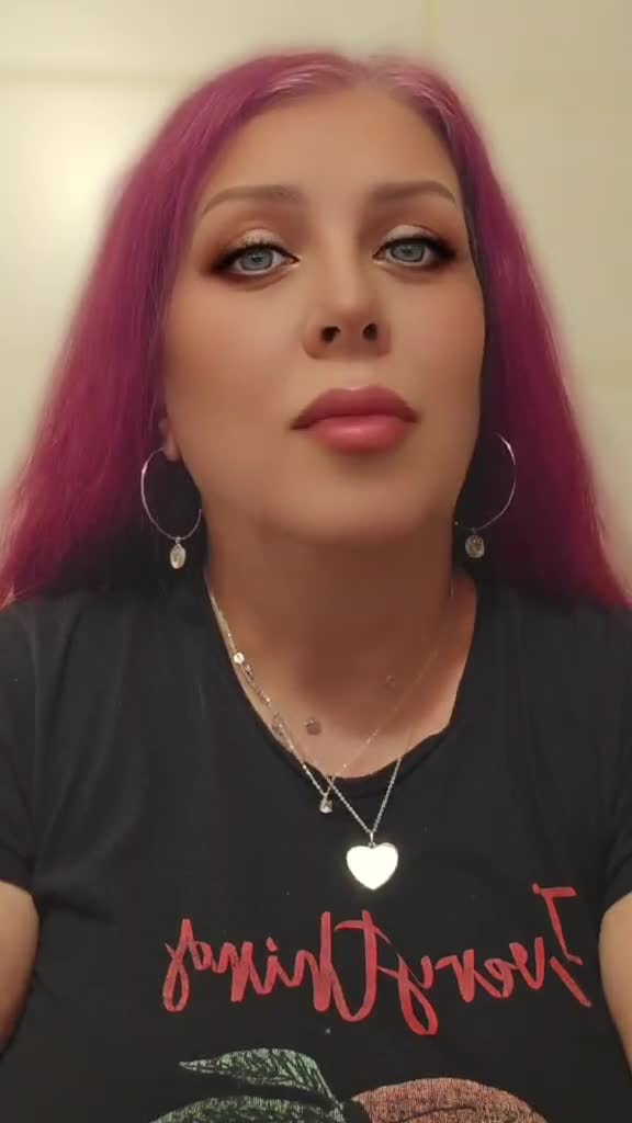 😘