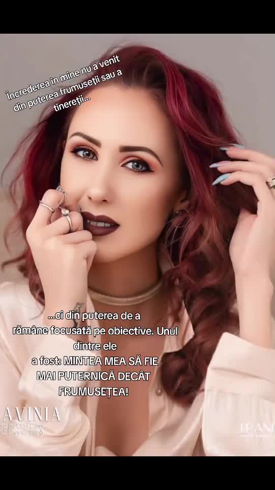 Mintea este mai importantă și mai puternică decât frumusețea, sau tinerețea.