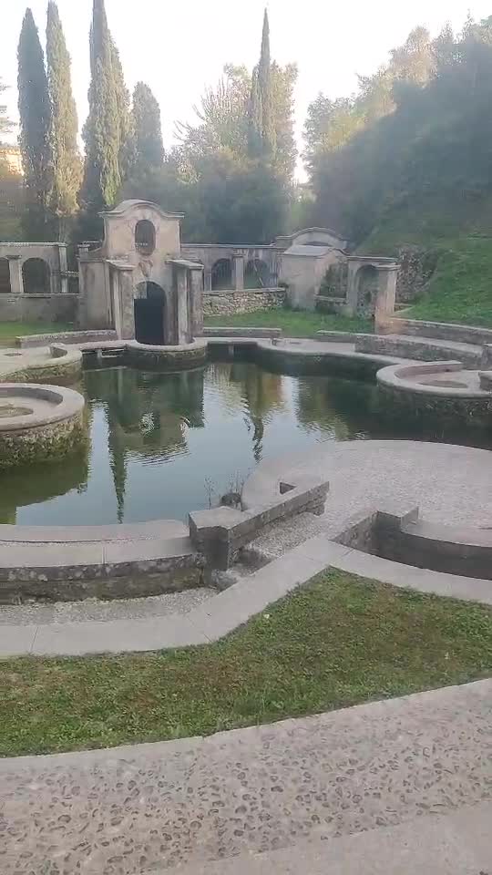 Lago Delle Danze - Riviera Gardone🇮🇹      ții